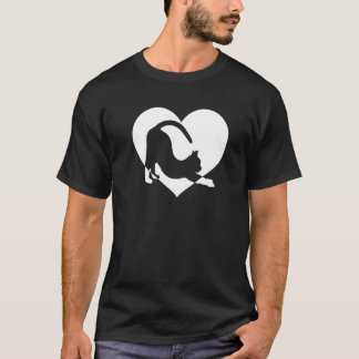 キュートなヴィンテージ風 黒猫 白ハート ねこ好きさんに Tシャツ