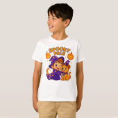 キュートな子供用ハロウィンTシャツ | 魔法使いの少年と犬 Tシャツ (正面フル)