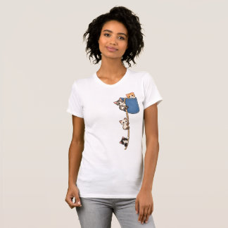 キュートな子猫たちがロープをよじ登る – 愛らしい猫好きのためのデザイン Tシャツ