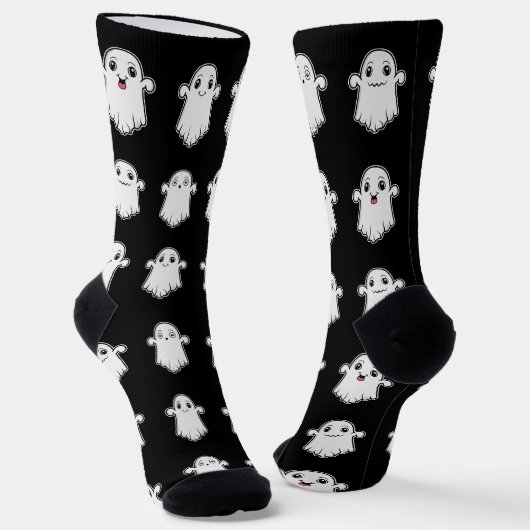キュートな小さな幽霊の柄　ハロウィン ブラック ホワイト ソックス (傾斜あり)