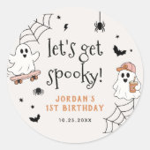 キュートな幽霊のハロウィンお誕生日パーティー ラウンドシール (正面)