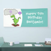 キュートな火吹き緑のおもしろいドラゴン漫画 横断幕 (トレードショー)