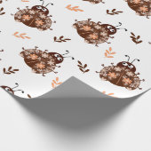 キュートな茶色とベージュのレディバグと花柄 ラッピングペーパー (角)