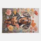 キュートな茶色のダックスシャントとコスモスの花 キッチンタオル (横)