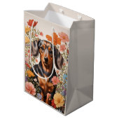 キュートな茶色のダックスシャントとコスモスの花 ミディアムペーパーバッグ (裏面アングル)