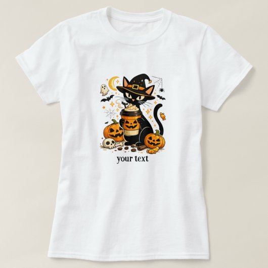キュートな魔女猫 パンプキンスパイスラテ ハロウィン Tシャツ (デザイン正面)