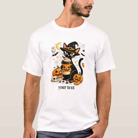 キュートな魔女猫 パンプキンスパイスラテ ハロウィン Tシャツ (正面)
