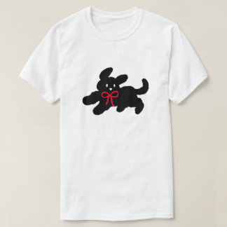 キュートな黒の子犬と赤いリボンのコケット風デザイン Tシャツ