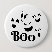 キュートなBOOの黒と白のハロウィーンの幽霊 缶バッジ (正面)