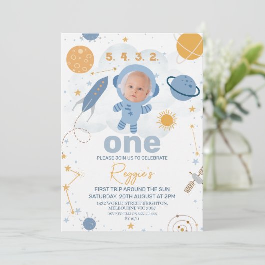 キュートのまわりにな日帰り1回目の誕生日 招待状 (スタンド正面)