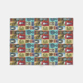 キュートアニマルコラージュフォークアートデザイン フリースブランケット (正面(横))