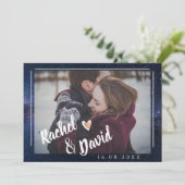 キュートアンダーザスターズタイポグラフィ結婚写真 セーブザデート (スタンド正面)