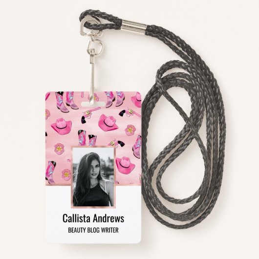 キュートアートピガーリーンクティール（緑がかった色）女性のカーボーイ水彩 バッジ (正面ランヤード)