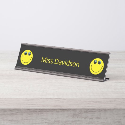キュートイエロー絵文字先生 デスクネームプレート (正面)