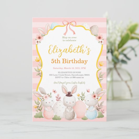 キュートイースターバニーズピンク誕生日 招待状 (スタンド正面)