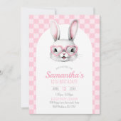 キュートイースターバニー誕生日招待状または卵狩り 招待状 (正面)
