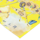 キュートウォーターカラーコテージコアイエローオンイエロー | ミディアムテーブルランナー (コーナー)