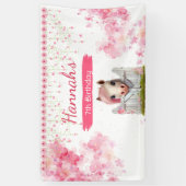 キュートウホース誕生日ピンクフローラパーソナライズされたパーティー 横断幕 (縦)