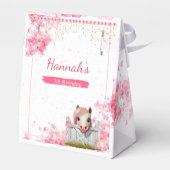 キュートウホース誕生日ピンクフローラ フェイバーボックス (裏面サイド)
