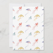 キュートエレガントピンク飛んでいるカイトスカイクラウド誕生日 招待状 (裏面)