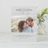 キュートエレガントフォトオーバーレイ結婚グレー 招待状 (スタンド正面)