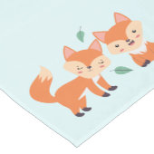 キュートオレンジキツネグラフィックイラストレーション ショートテーブルランナー (コーナー)