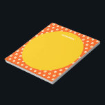 キュートオレンジデイジーブライダルシャワーパーソナライズされた名 ノートパッド<br><div class="desc">可愛いヴィンテージオレンジ色のデイジーパーソナライズされたブライダルシャワー名メモ帳</div>