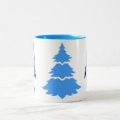 キュートカスタマイズなペンギンのホワイトクリスマス ツートーンマグカップ (中央)