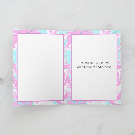 キュートカップケーキプンパーソナライズされた誕生日 カード (内部)