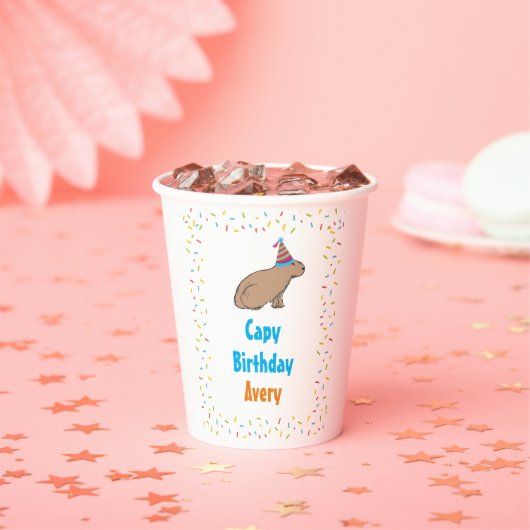 キュートカピバラスカラフルキッズレインフォレスト誕生日 紙コップ (インサイチュ)