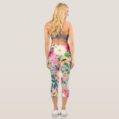キュートカラフルウォーターカラーフローラピンクデザイン カプリレギンス (裏面)