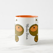 キュートカラフルバタフライマグ – メドウブラウン ツートーンマグカップ (中央)