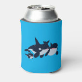 キュートカートゥーンオルカファミリークーラーボックス 缶クーラー (缶裏面)