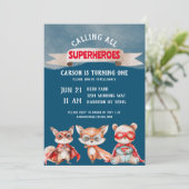 キュートカートゥーンスーパーヒーローファースト誕生日 招待状 (スタンド正面)