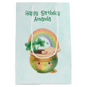 キュートガーデンプランターとレインボー&クローバー誕生日 ミディアムペーパーバッグ (裏面)