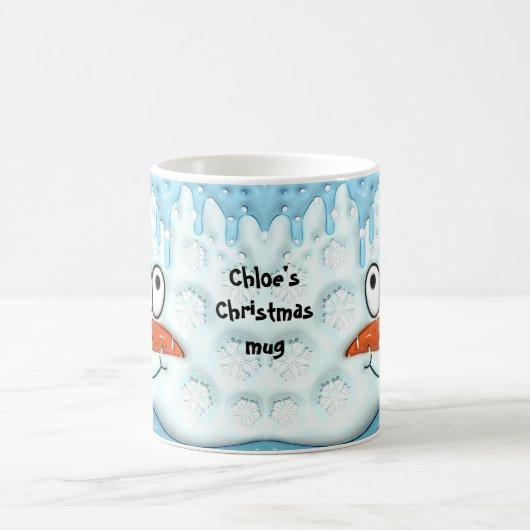 キュートクリスマスメルティング雪だるま顔ブルーネーム コーヒーマグカップ (中央)