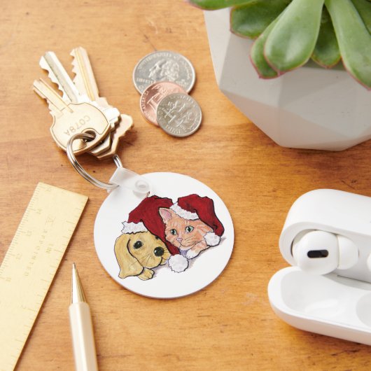 キュートクリスマスラブラドール子犬とオレンジ虎猫 キーホルダー (デスク)