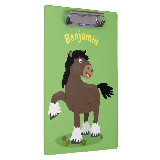 キュートクレイデール荷車を引く馬の漫画イラストレーション クリップボード (右)