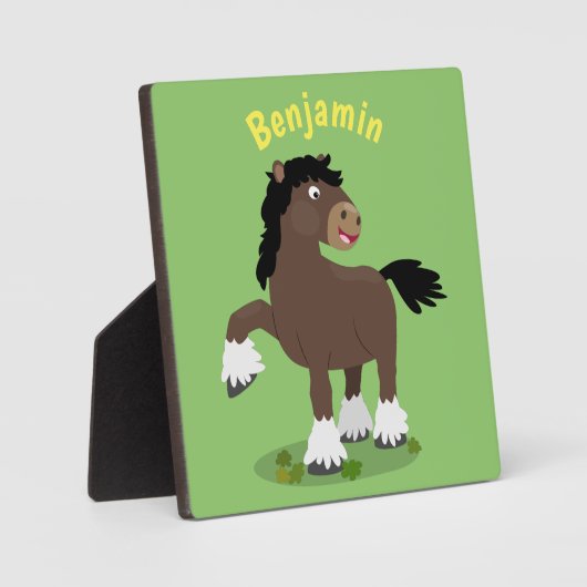 キュートクレイデール荷車を引く馬の漫画イラストレーション フォトプラーク (正面)