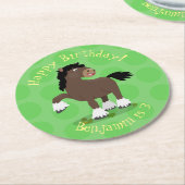 キュートクレイデール荷車を引く馬の漫画イラストレーション ラウンドペーパーコースター (アングル)