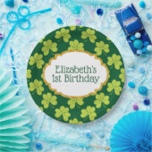 キュートグリーンクローバーシャムロックパターン誕生日 ペーパープレート (パーティー)