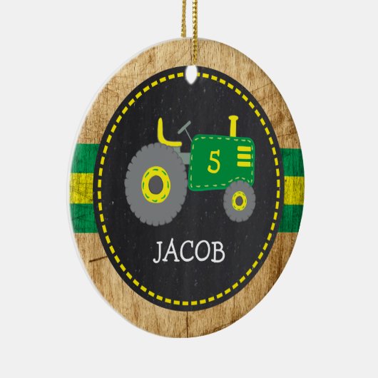 キュートグリーントラクター誕生日キープサケフェイクウッド セラミックオーナメント (右)