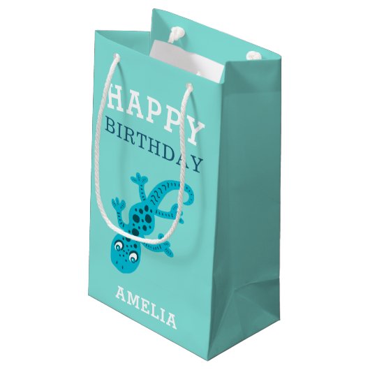 キュートゲコリザードブルーボーイ子供の誕生日 スモールペーパーバッグ (裏面アングル)