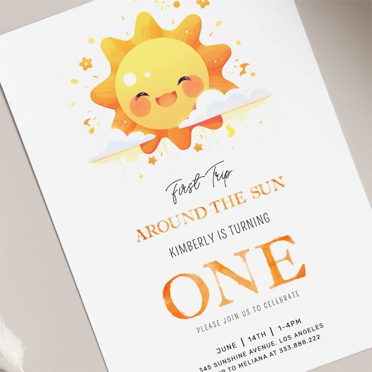 キュートサンファーストのまわりにトリップザサンファースト誕生日 招待状