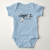 キュートシーガルビーチイーストコーストビーチコーストビーチコーバーTシャツ ベビーボディスーツ (正面)