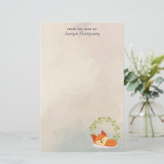 キュートスリーピングオレンジキツネとグリーン葉リース 便箋 (スタンド正面)