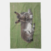 キュートスリーピングドンキーベビーフォール キッチンタオル (縦)