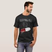 キュートスリーピングピルインソムニア薬局ナースプンカー Tシャツ (正面フル)