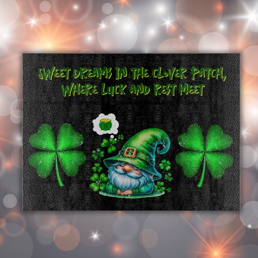キュートセントパトリックの格言ブラックで眠る | カッティングボード