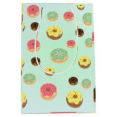 キュートチョコレートストロベリードーナツ柄誕生日 ミディアムペーパーバッグ (正面)